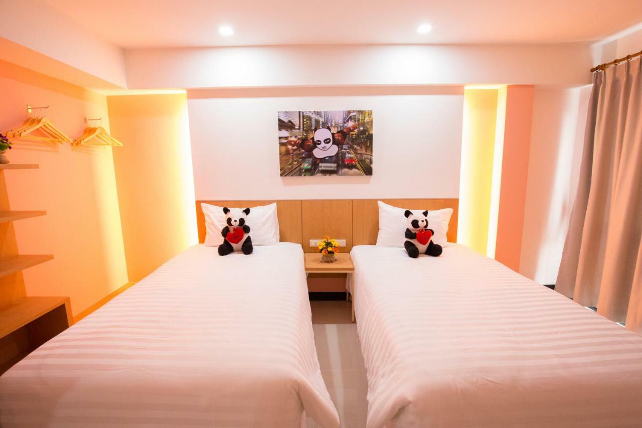 Lucky Panda Hotel Chiang Mai Exterior photo